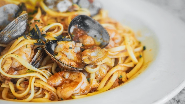 Qmee Recipes – Spicy seafood spaghetti