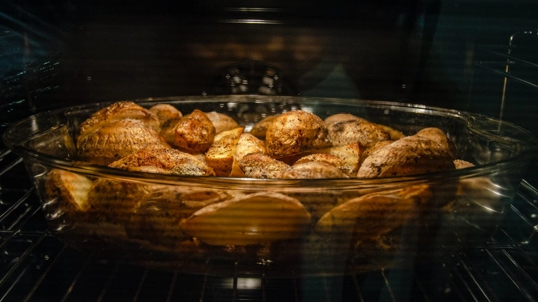 Qmee Recipes – Ultimate roast potatoes